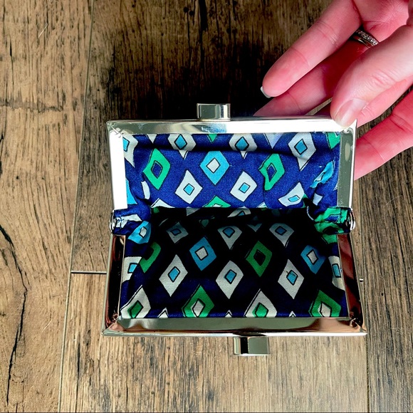 Vera Bradley coin purse - Picture 2 of 2
